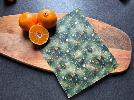 Beeswax cloth "Off to the Green" - rectangular S (25 cm x 20 cm)